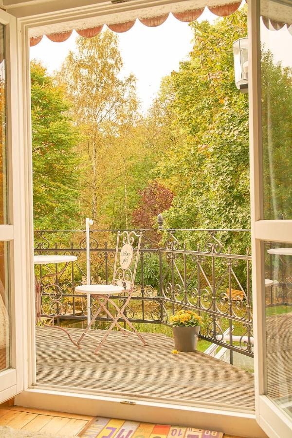 Im Grünen am Stadtrand Saarbrücken Exterior foto