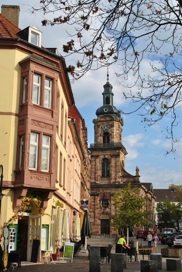 Im Grünen am Stadtrand Saarbrücken Exterior foto